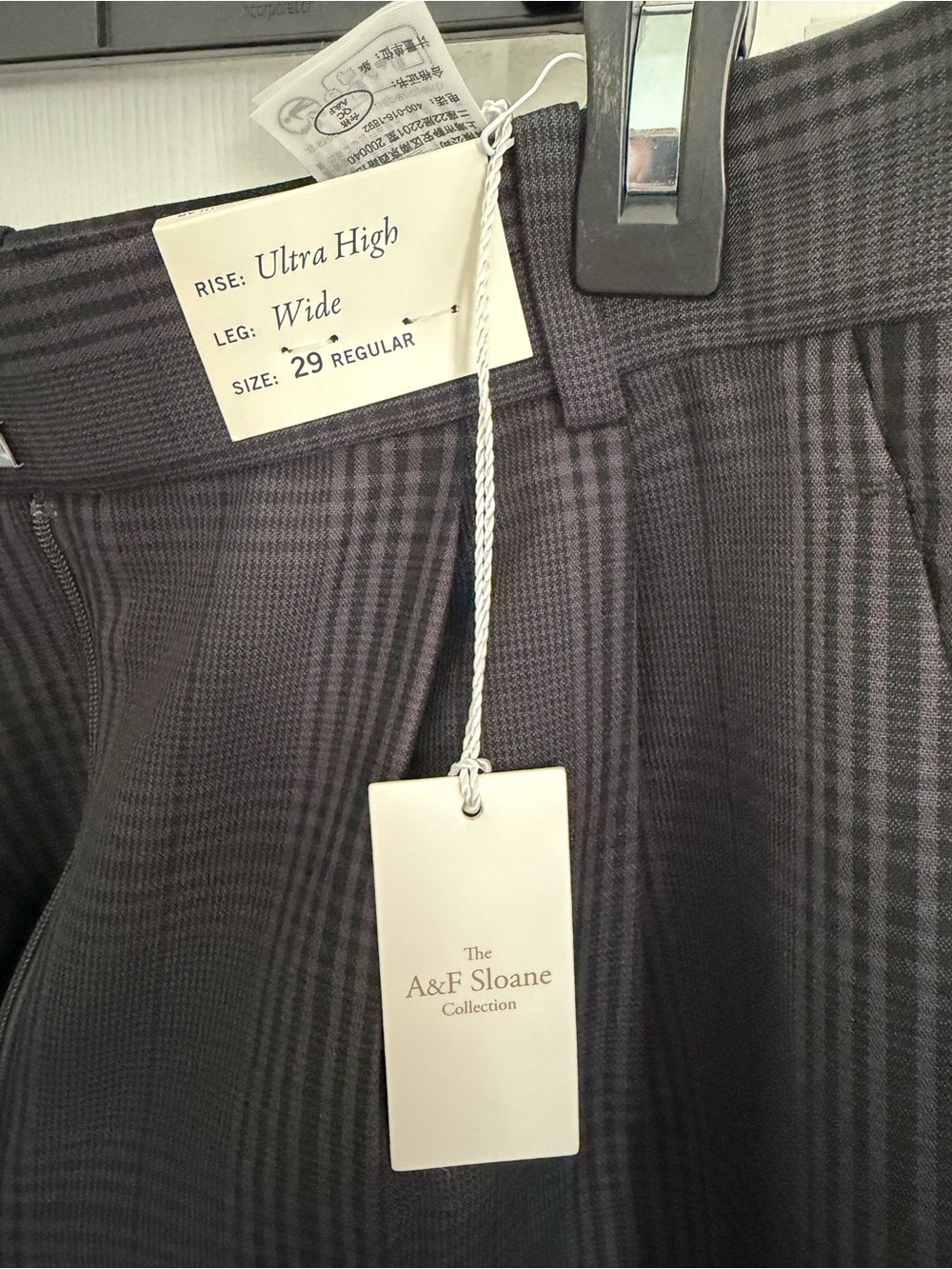 Abercrombie & Fitch Women's Black Plaid Tailored Sloane Pants - New with tags - Picture 2 of 5